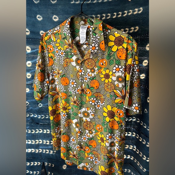 Orange Bird Disney Vault Collection Camp Shirt - Picture 2 of 4